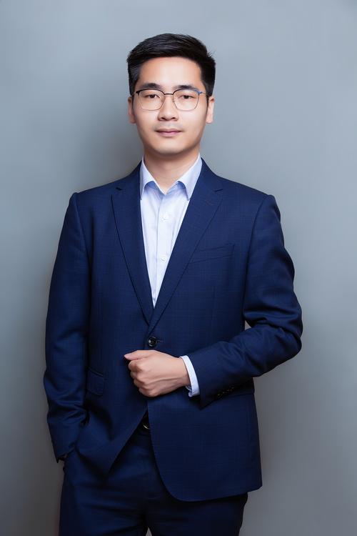 柳璀影 设计总监